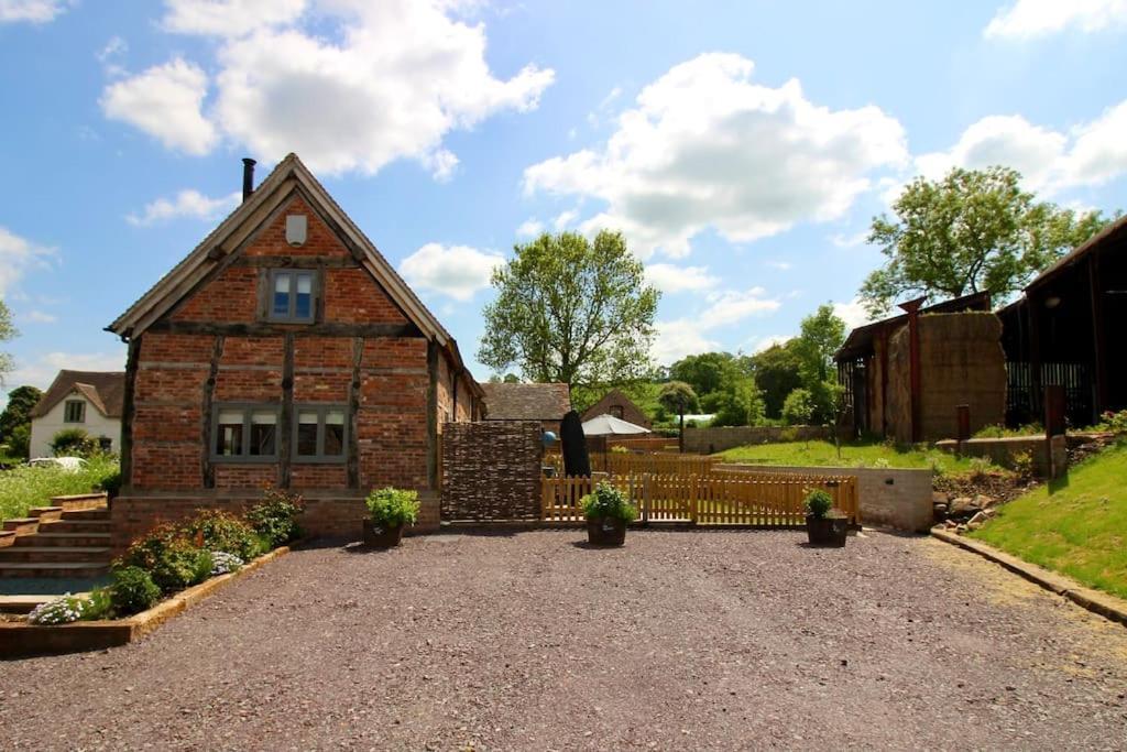 The Cart House - Beautiful Contemporary Barn - Hot Tub Apartment Bridgnorth Luaran gambar